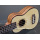 Ukelele con borde de perlas verdes premium